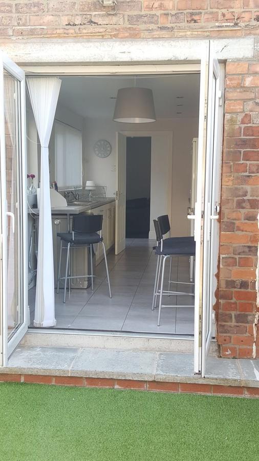 Michaels Place Belfast Exterior foto