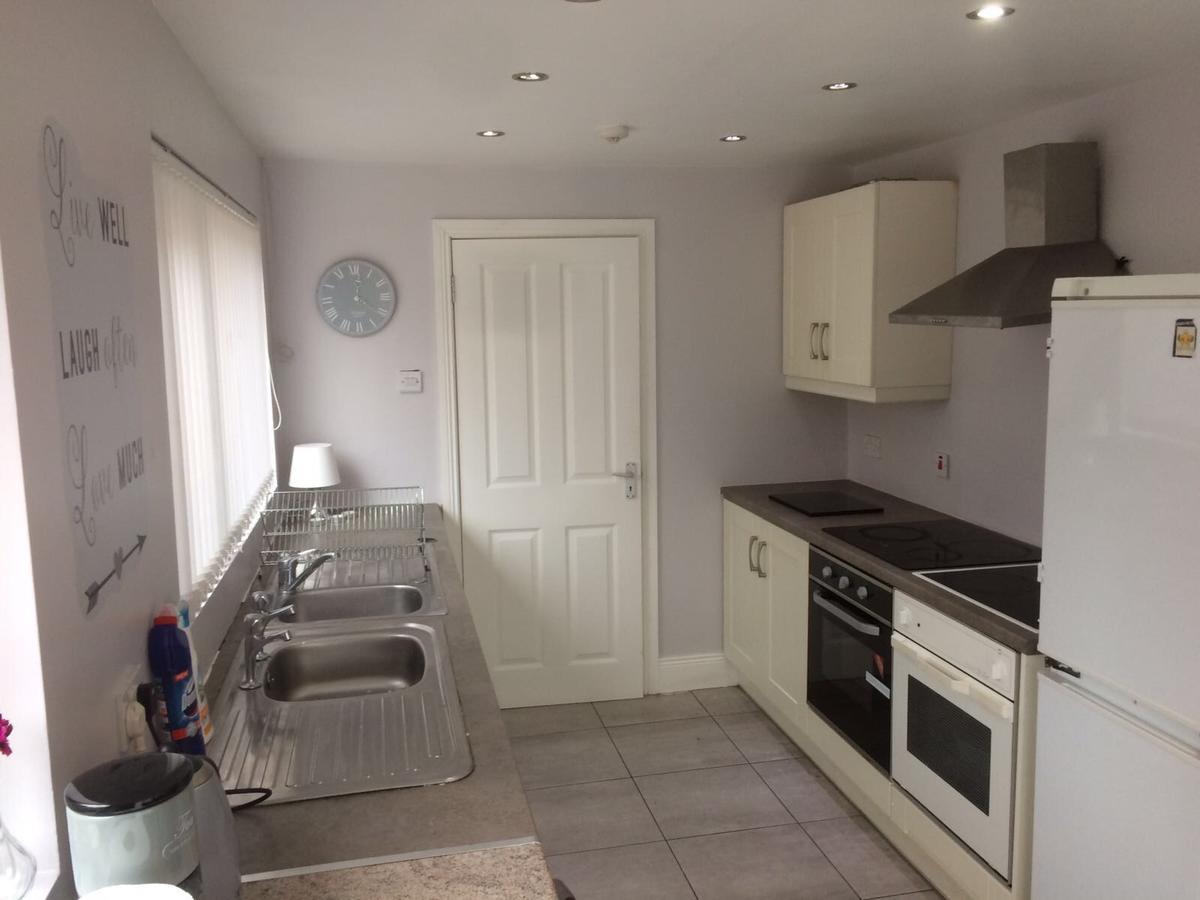 Michaels Place Belfast Exterior foto